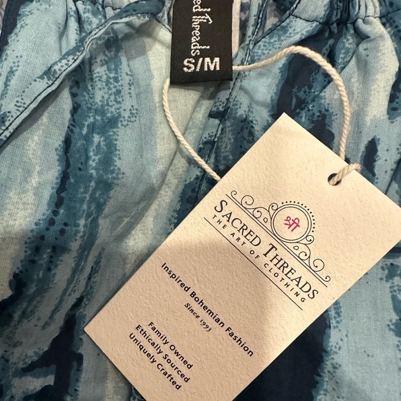 S/M.  NWT.  Sacred Threads Blue Patterned Blouse.  BL/RD14. 225261 - Picture 5 of 7